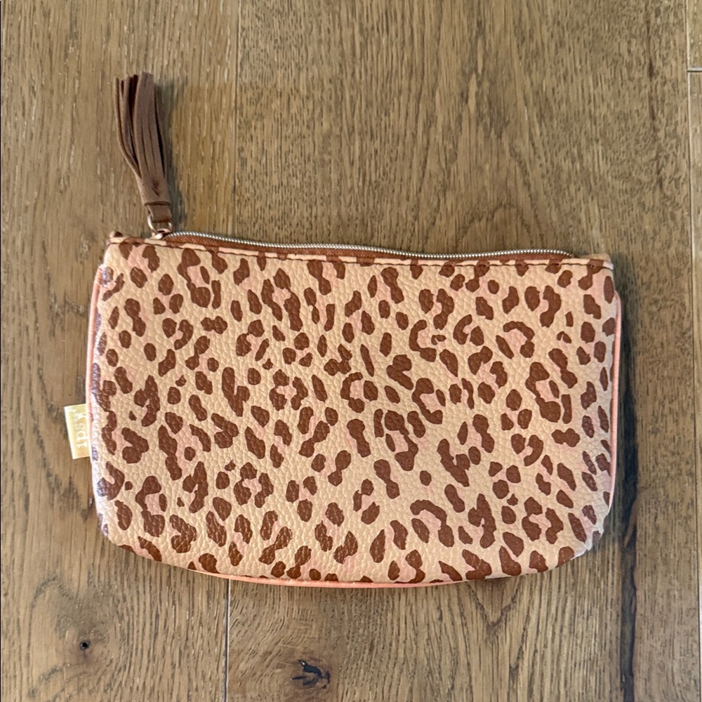IPSY Glam Leopard Print tote